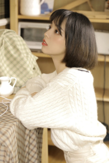 公交车上把米青堵在肚子里